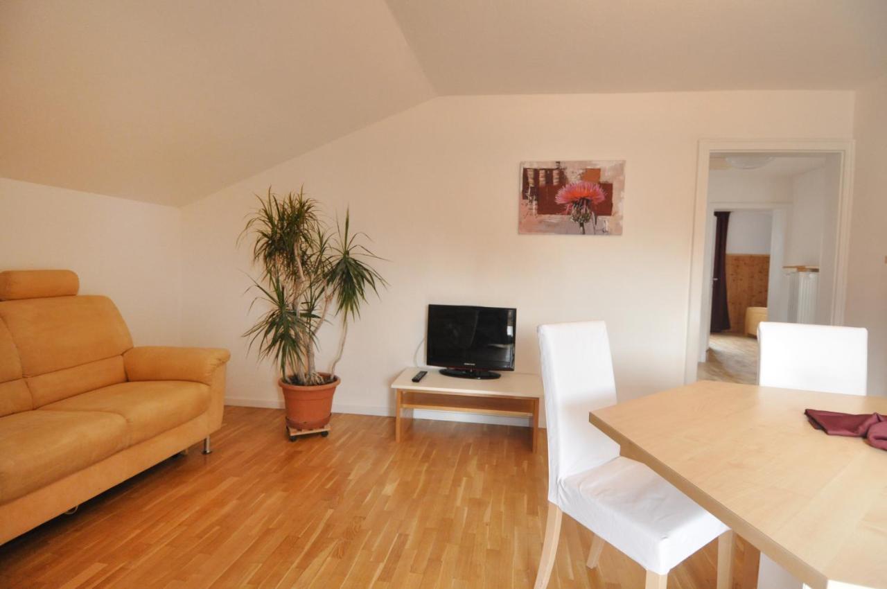 Melaniesguesthouse 4 Zimmerwohnung กัลดาโร ภายนอก รูปภาพ
