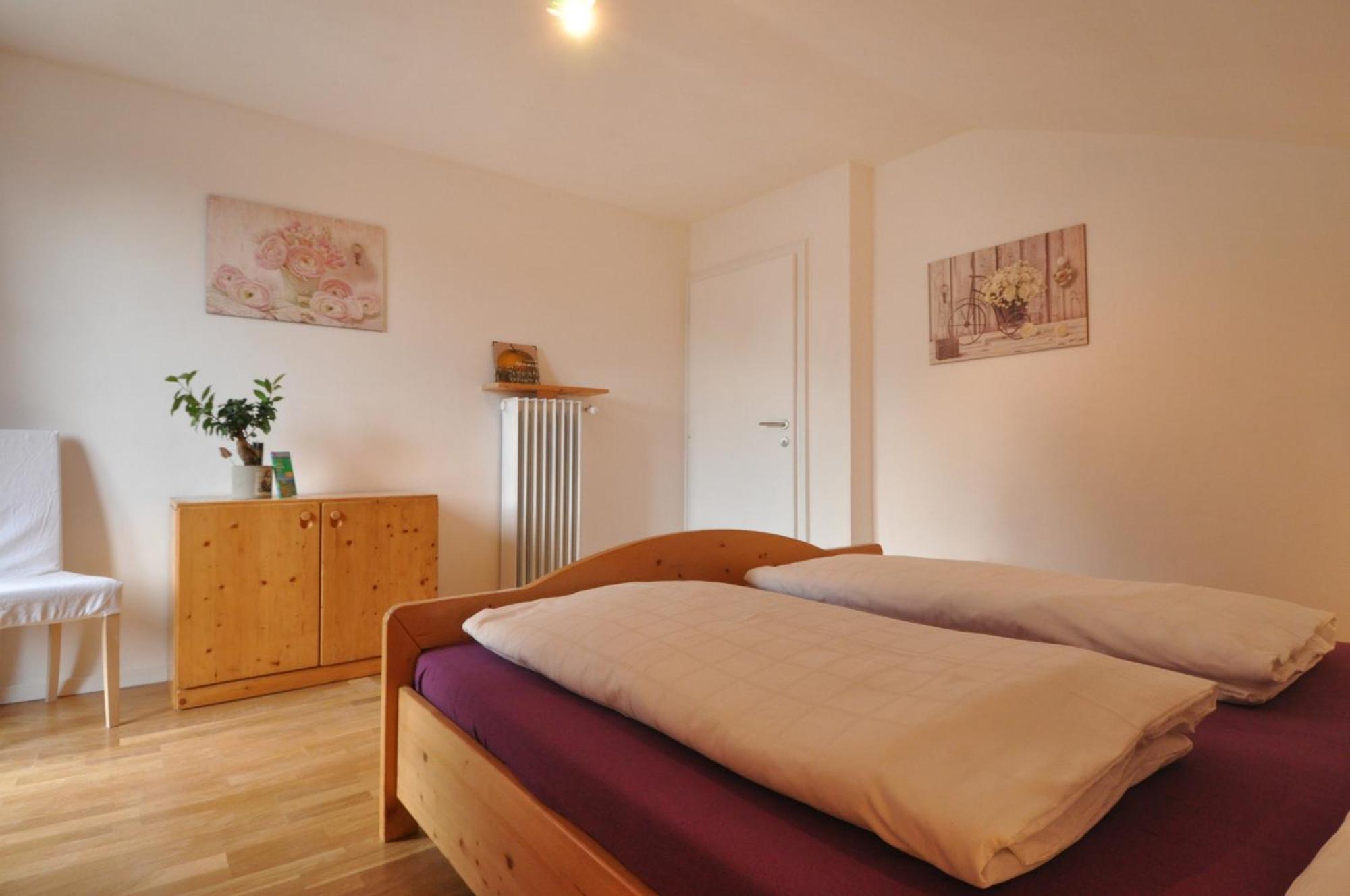 Melaniesguesthouse 4 Zimmerwohnung กัลดาโร ภายนอก รูปภาพ